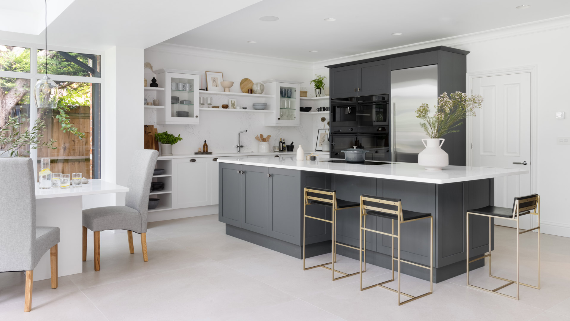 Knoll House: Modernize Your Kitchen | Caesarstone A&D