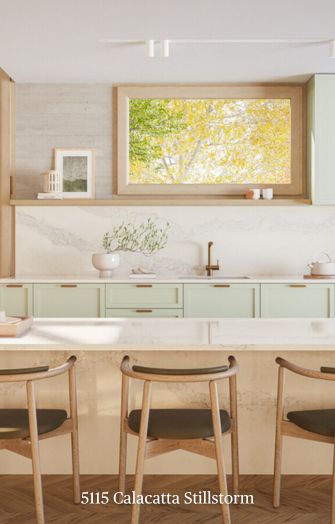 Calacatta Stillstorm light kitchen and backsplash